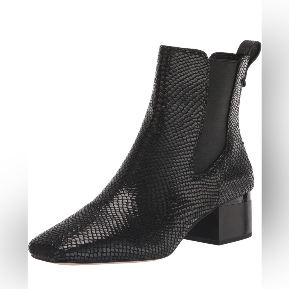 NWOT Franco Sarto Women's Waxton Ankle Boot Size 6.5 snake man made material